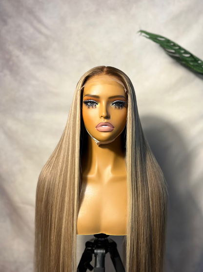 24 Inches "Abby" 5X5 HD Lace Blonde Highlight Wig | 250% Density